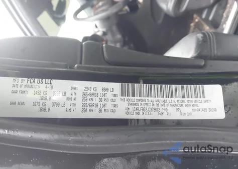 2018 Jeep Grand Cherokee Limited 4X4 z USA, uszkodzony, nr VIN 1C4RJFBG2JC378872